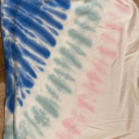 Splendid crewneck! NWOT! Super cute and trendy! - Picture 4 of 4